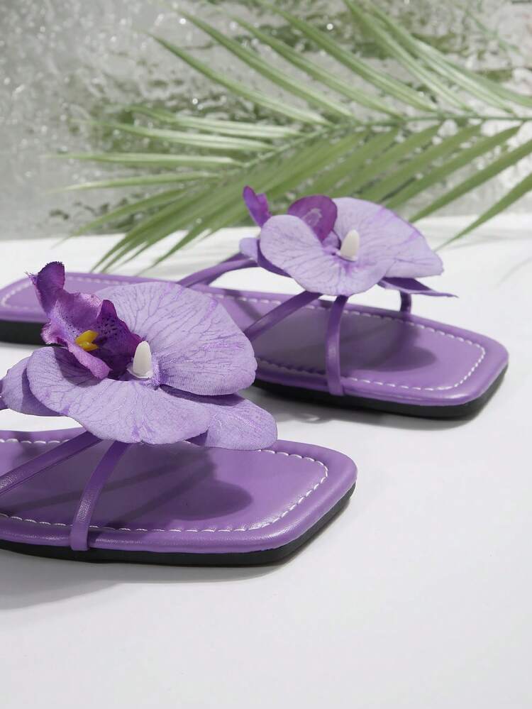 trandi new arrivels Flower Flat Slippers for women
